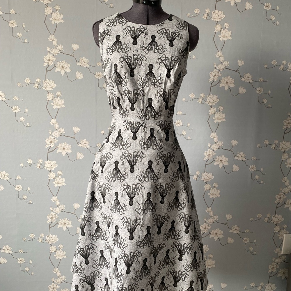 Kraken octopus grey dress